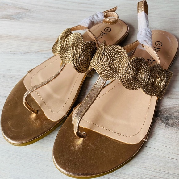 Shoes - Gold Thong Sandal